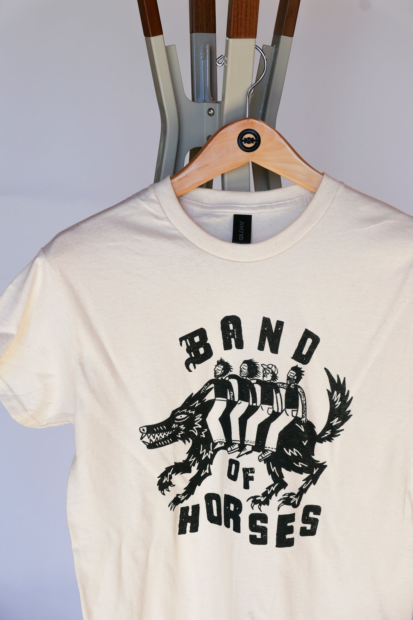 Wolf Tee
