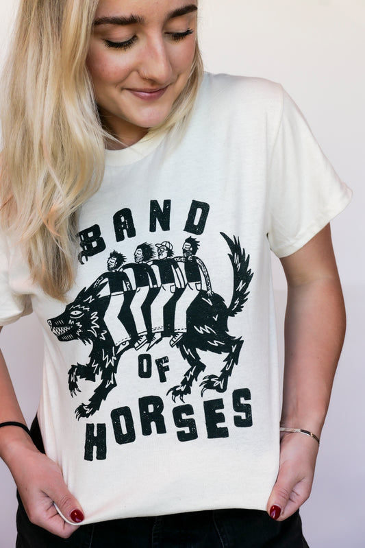 Wolf Tee